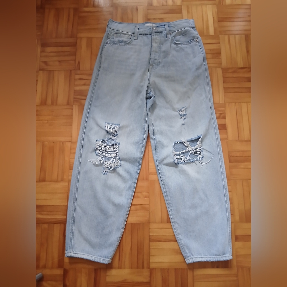7 for All mankindLight Wash Distressed High-Rise Ballon Jeans.Size 27